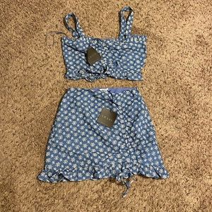 Cropped too and skirt set